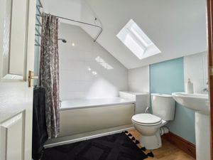 Photo 25- click for photo gallery